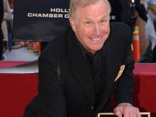 Wayne Rogers