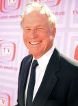 Wayne Rogers