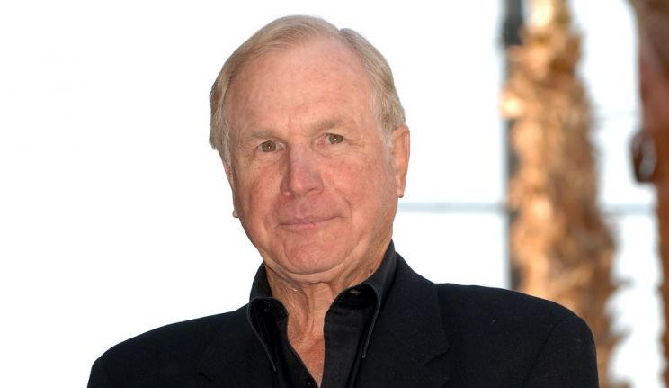 Wayne Rogers
