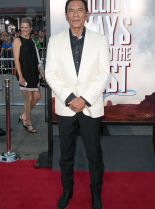 Wes Studi