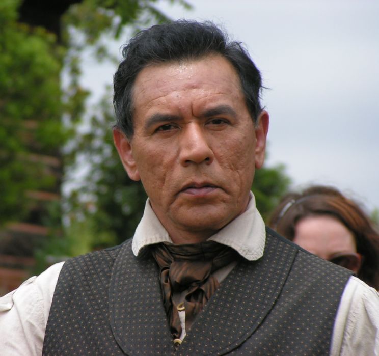 Wes Studi