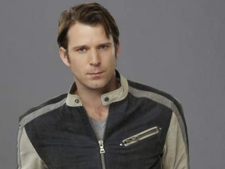 Wil Traval