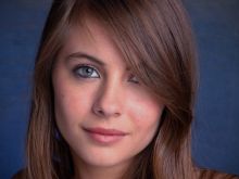 Willa Holland