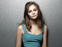 Willa Holland