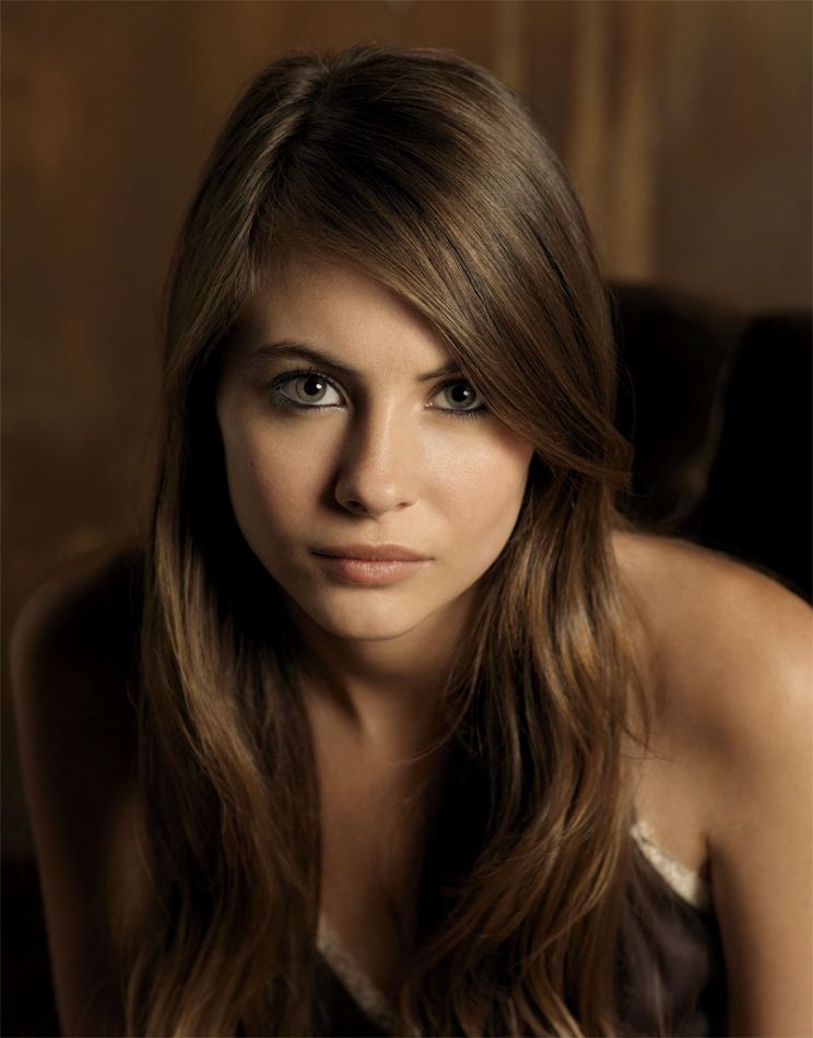 Willa Holland