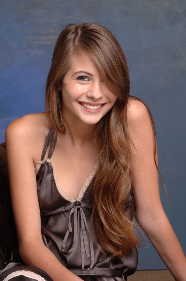 Willa Holland