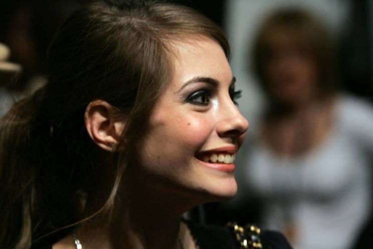 Willa Holland