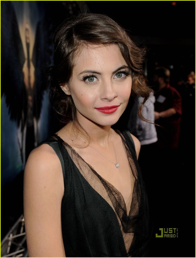 Willa Holland