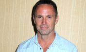 William deVry