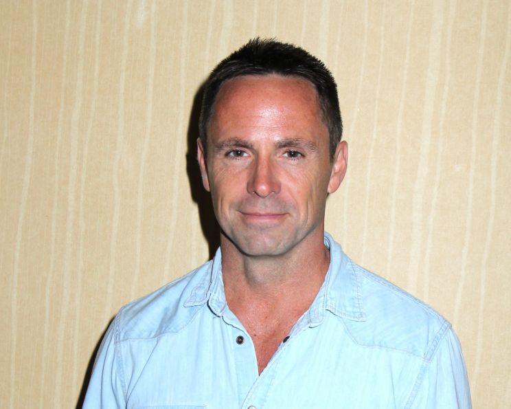 William deVry