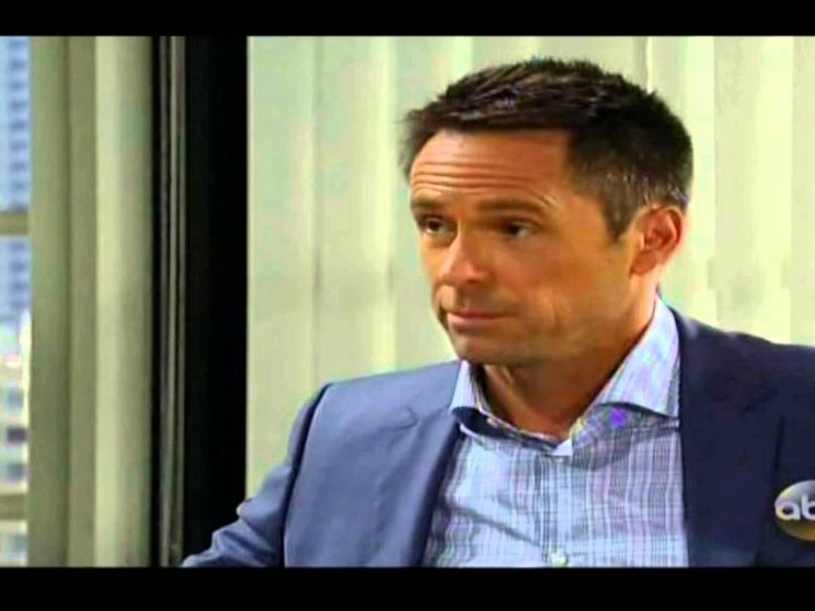 William deVry