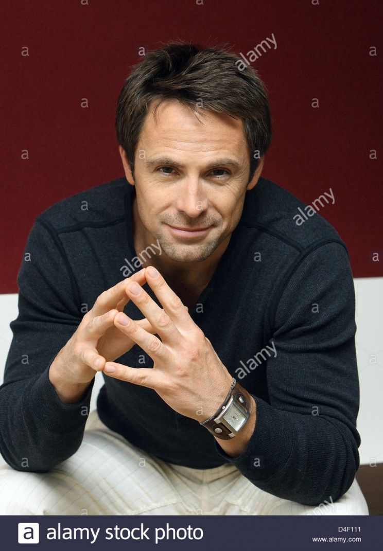 William deVry