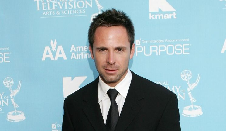 William deVry