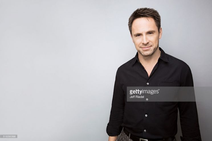William deVry
