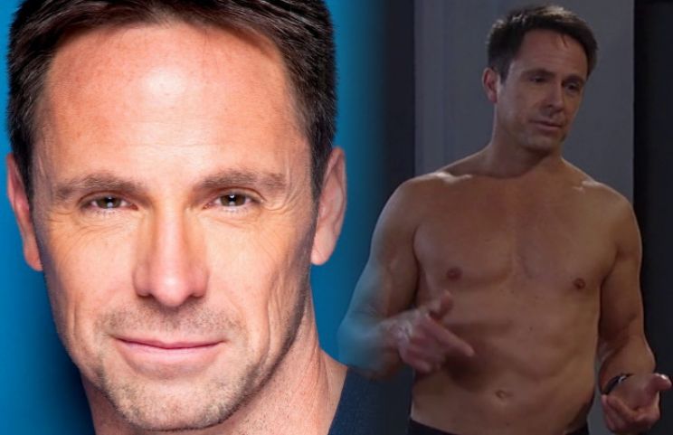 William deVry