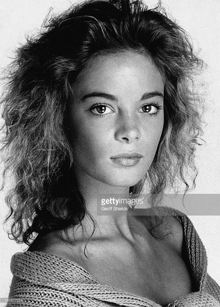 Pictures of Willow Anwar