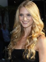 Winter Ave Zoli #246706 picture (Portrait Medium)