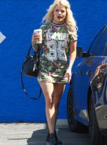 Witney Carson photo