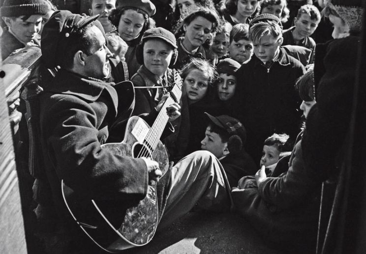Woody Guthrie