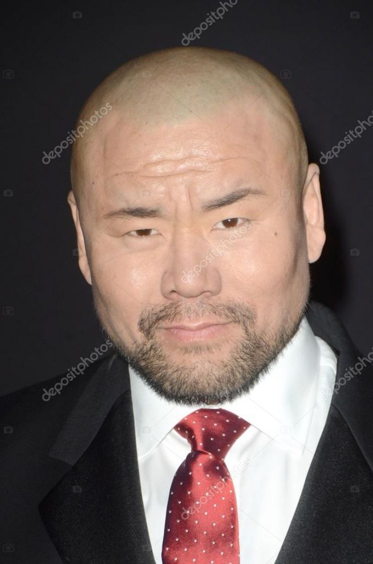 Woon Young Park