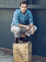 Wyatt Nash #548365 picture (Portrait Medium)