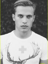 Wyatt Nash #548393 picture (Portrait Medium)