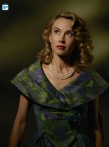 Wynn Everett photo