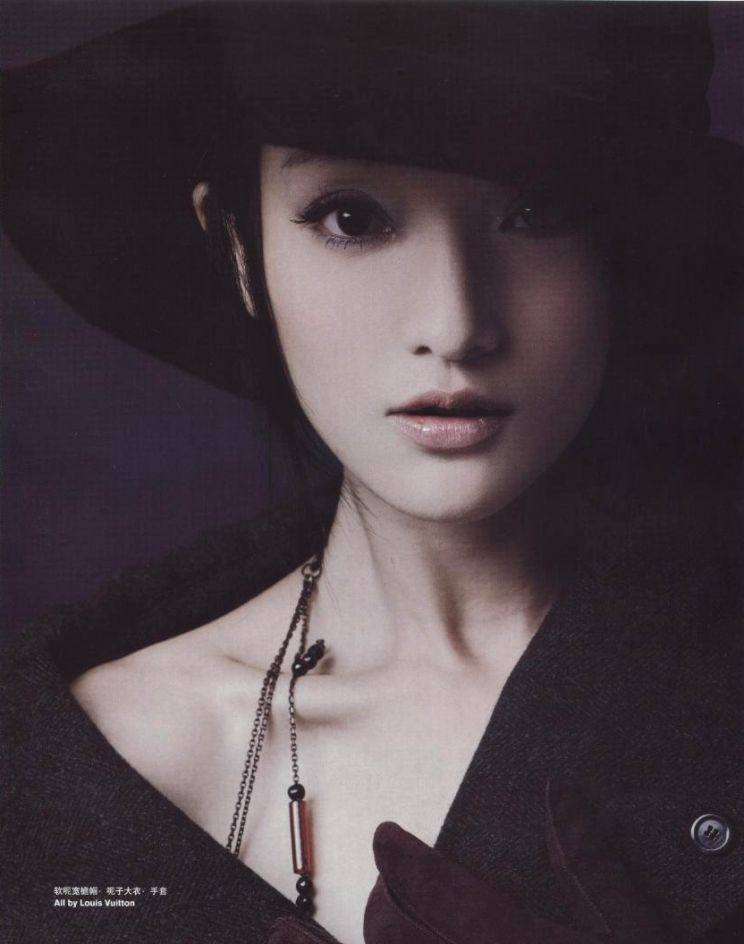 Xun Zhou
