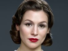 Yael Stone