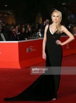 Yanina Studilina #1040484 picture (Portrait Medium)