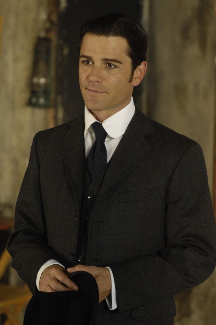 Yannick Bisson