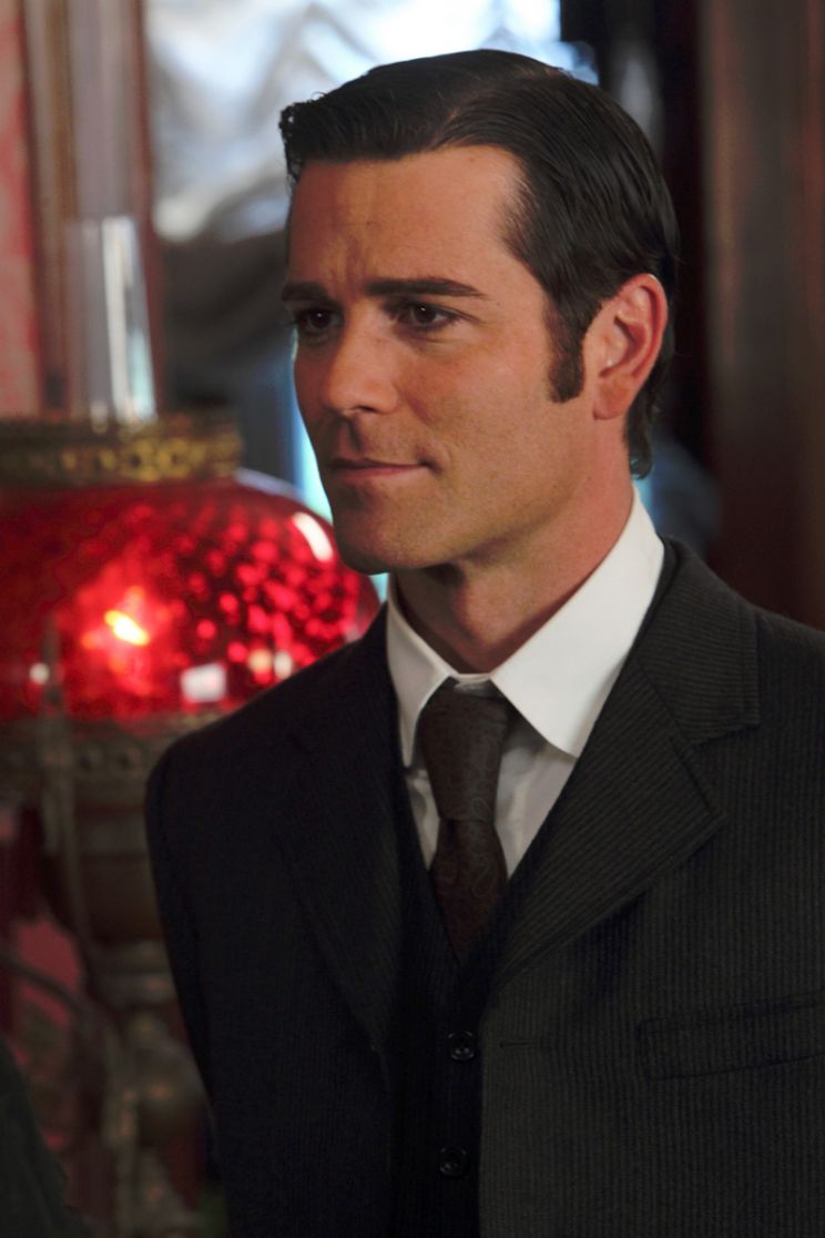 Yannick Bisson