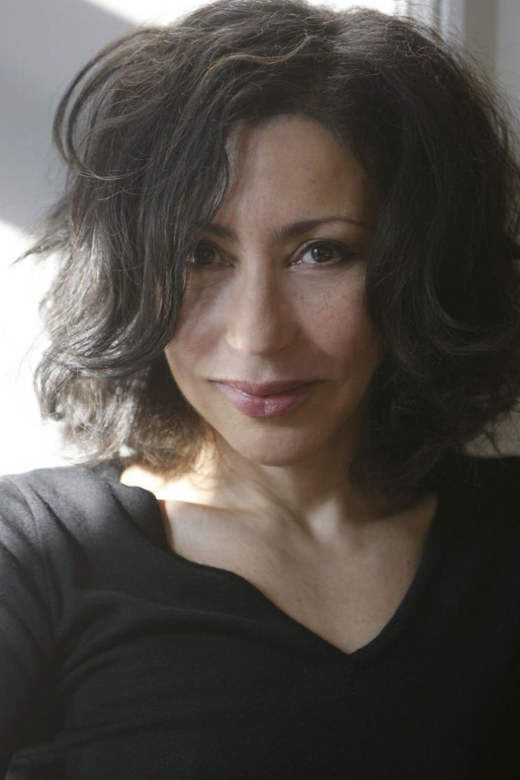 Yasmina Reza