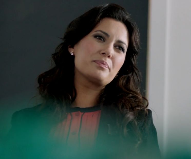 Yasmine Akram