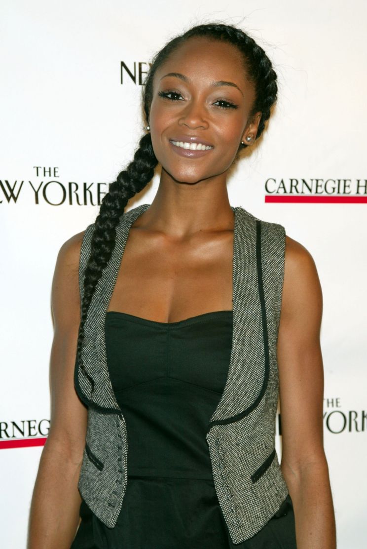 Yaya DaCosta