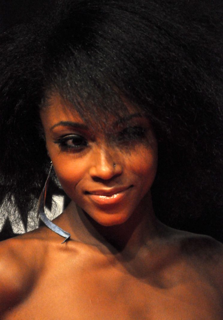 Yaya DaCosta