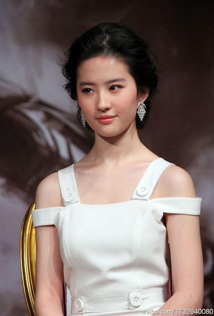 Yifei Liu