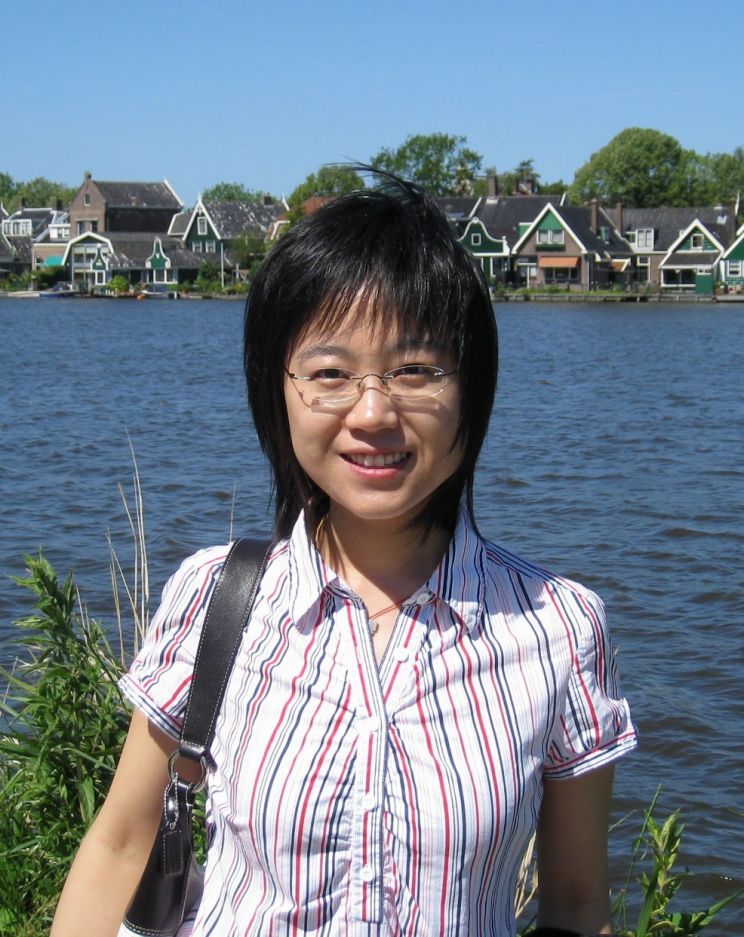 Ying Ying Li