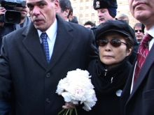 Yoko Ono
