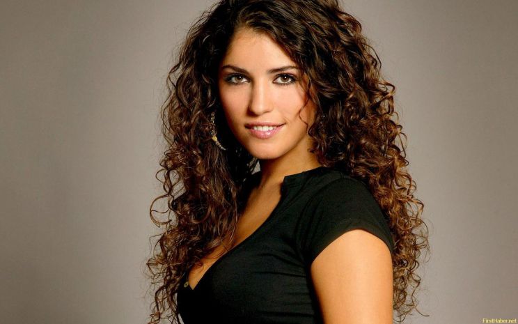 Yolanthe Sneijder-Cabau