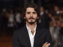 Yon González