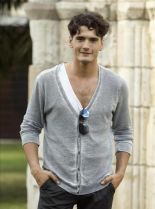 Yon González photo