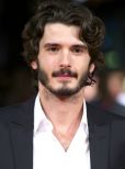 Yon González