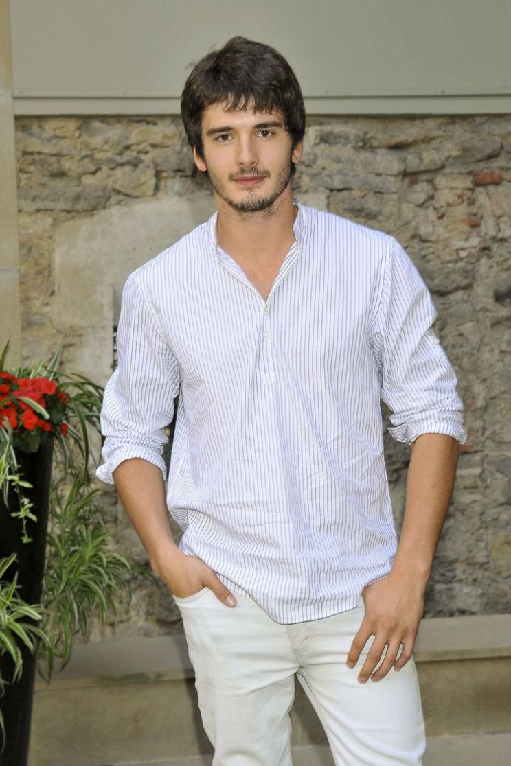 Yon González