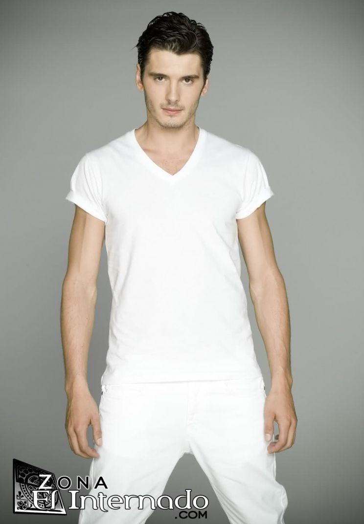 Yon González