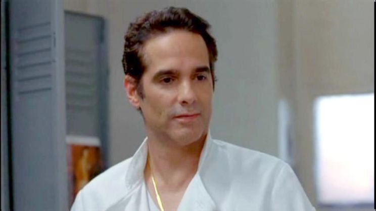 Yul Vazquez