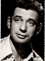 Yves Montand