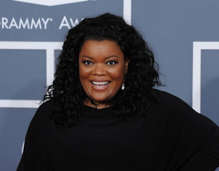 Yvette Nicole Brown