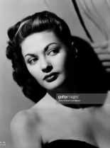 Yvonne De Carlo photo