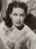 Yvonne De Carlo